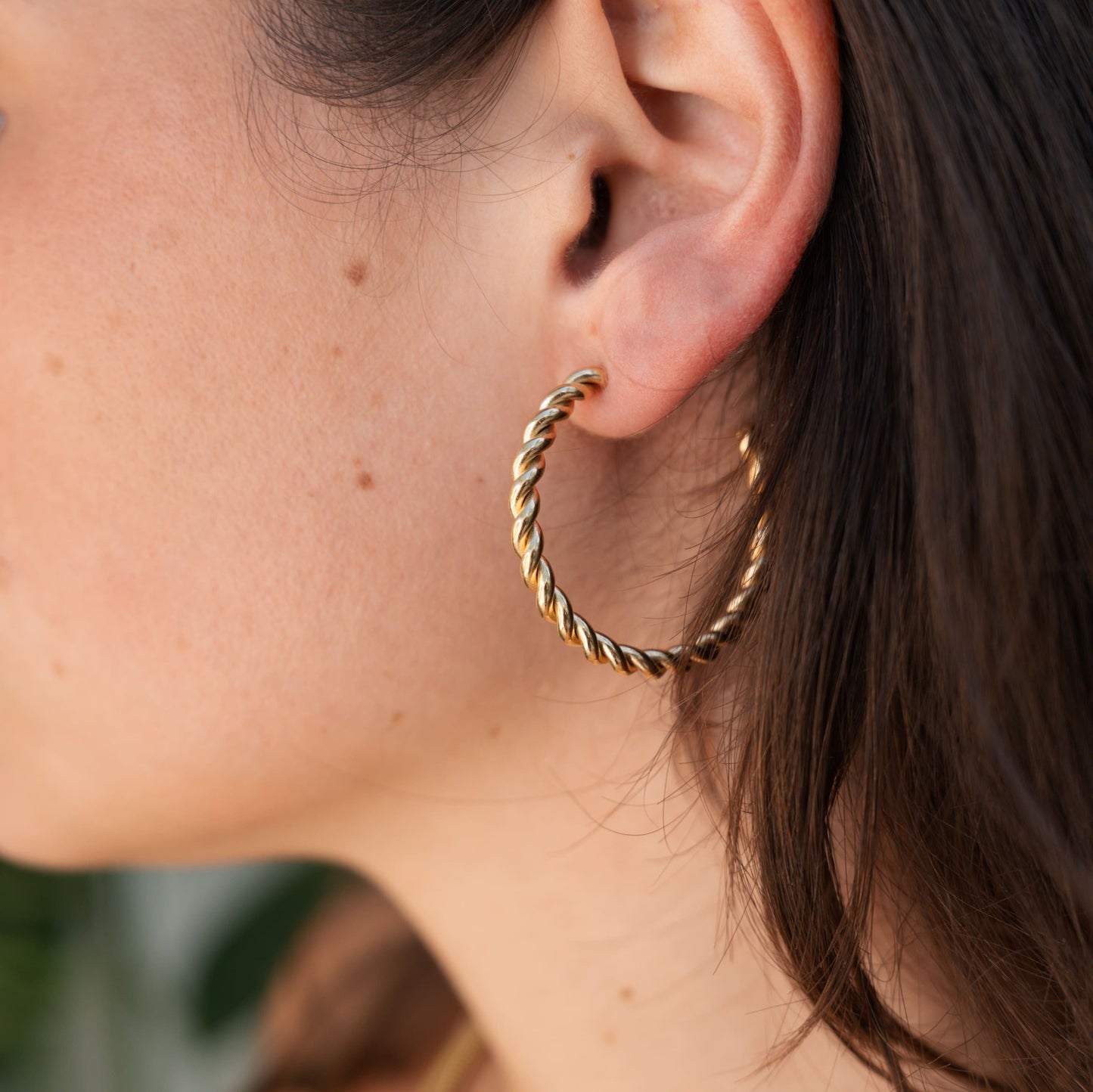 ALEINA LOOP EARRINGS